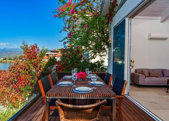 Tekce Knight Island N27 Fethiye