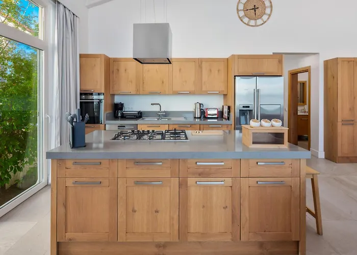 Villa Tekce Knight Island N27