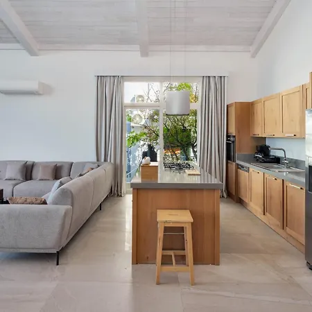 Tekce Knight Island N27 Vilă *