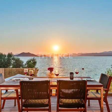 Tekce Knight Island N27 Βίλα Φετιγιέ