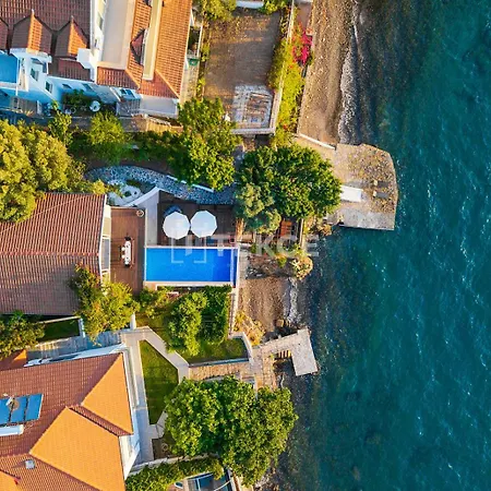 Tekce Knight Island N27 Βίλα Φετιγιέ