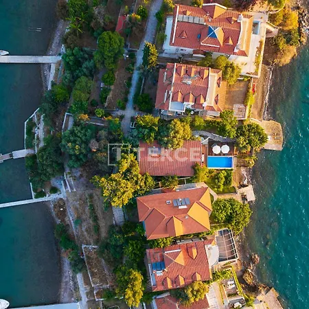 Tekce Knight Island N27