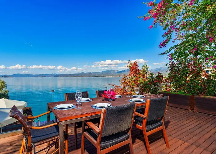 Tekce Knight Island N27 Vilă