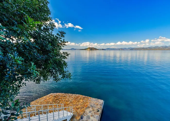 Tekce Knight Island N27 فتحية