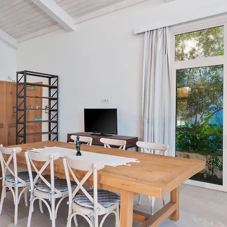 Villa Tekce Knight Island N27